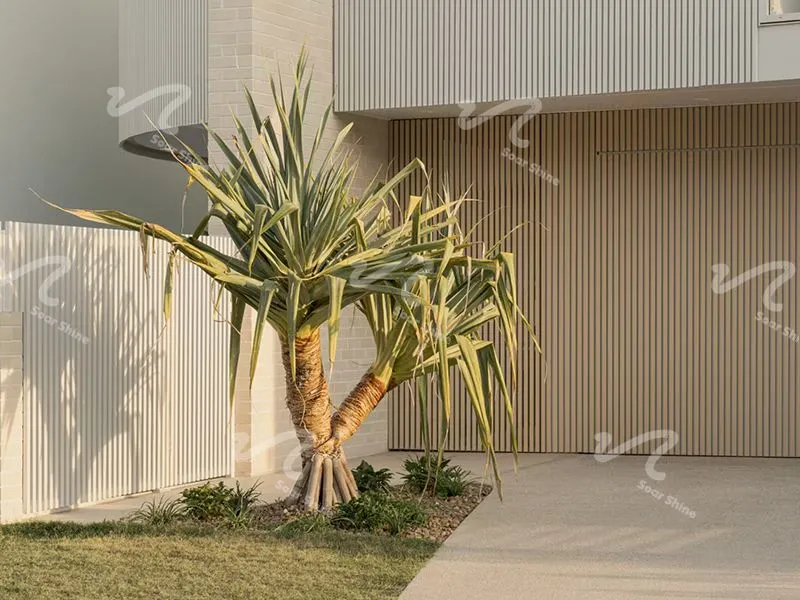 Puertas de garaje con parrilla de aleación de aluminio